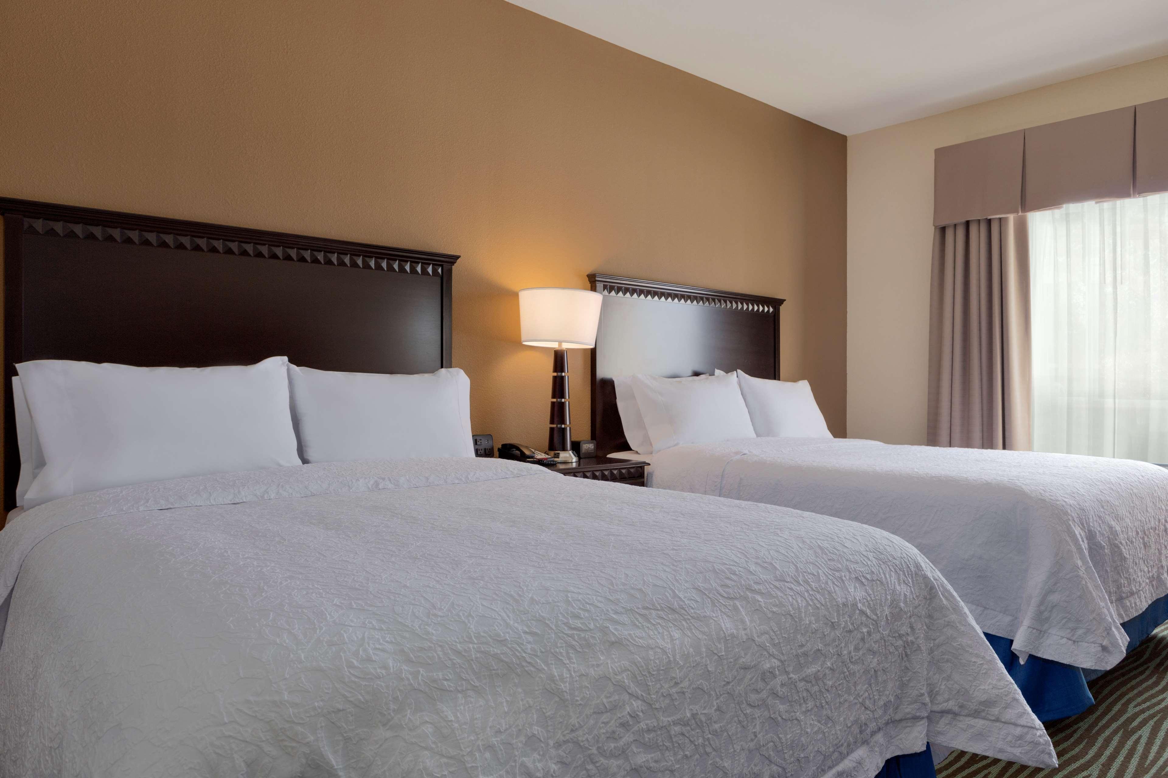 Hampton Inn And Suites Parkersburg Downtown Dış mekan fotoğraf
