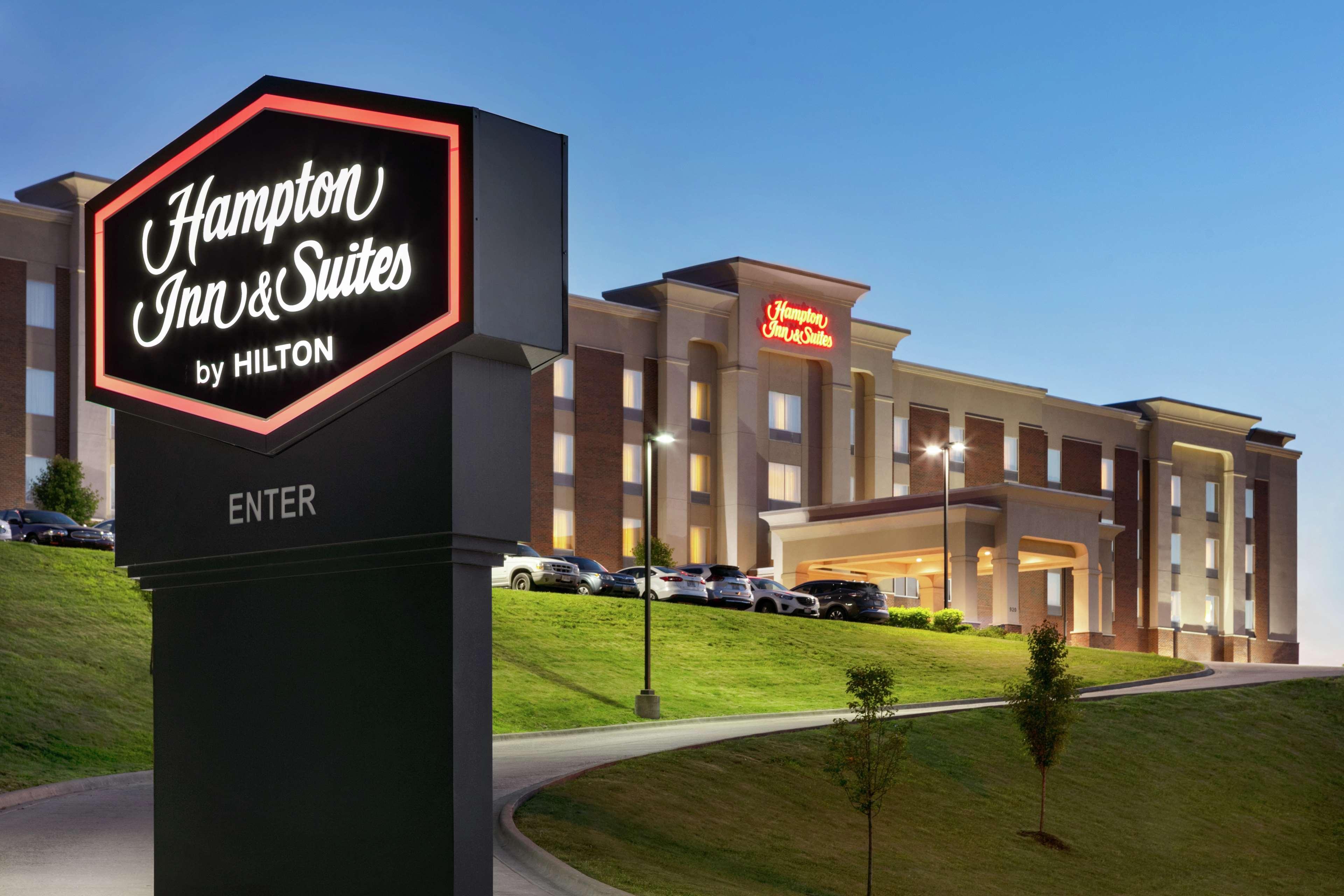 Hampton Inn And Suites Parkersburg Downtown Dış mekan fotoğraf