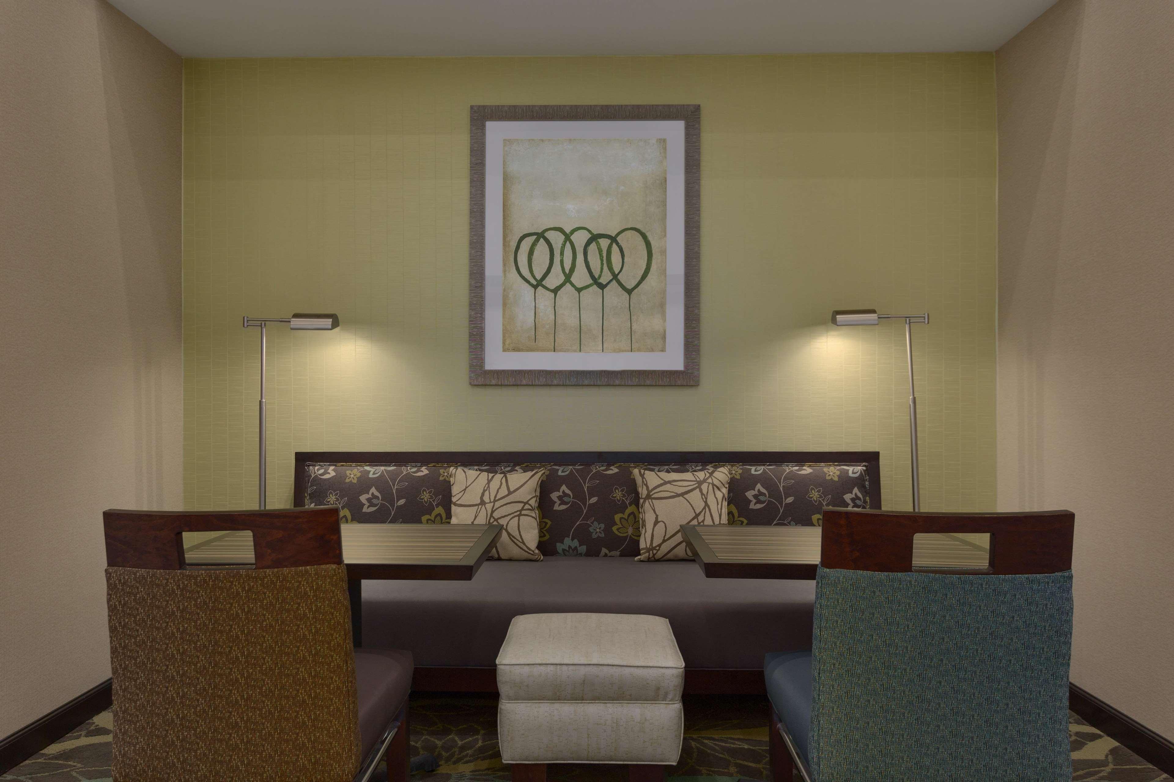 Hampton Inn And Suites Parkersburg Downtown Dış mekan fotoğraf
