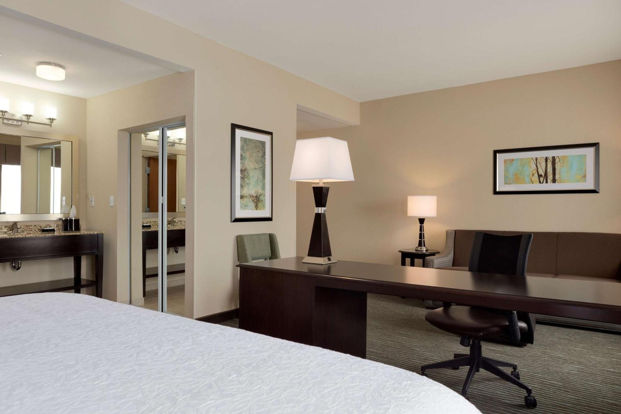 Hampton Inn And Suites Parkersburg Downtown Dış mekan fotoğraf