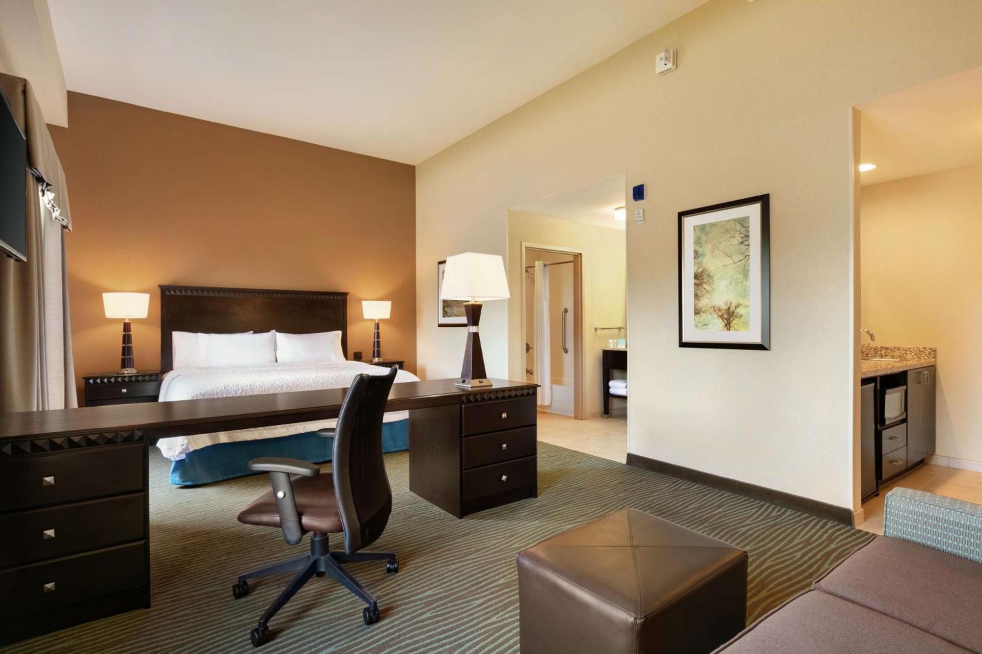 Hampton Inn And Suites Parkersburg Downtown Dış mekan fotoğraf