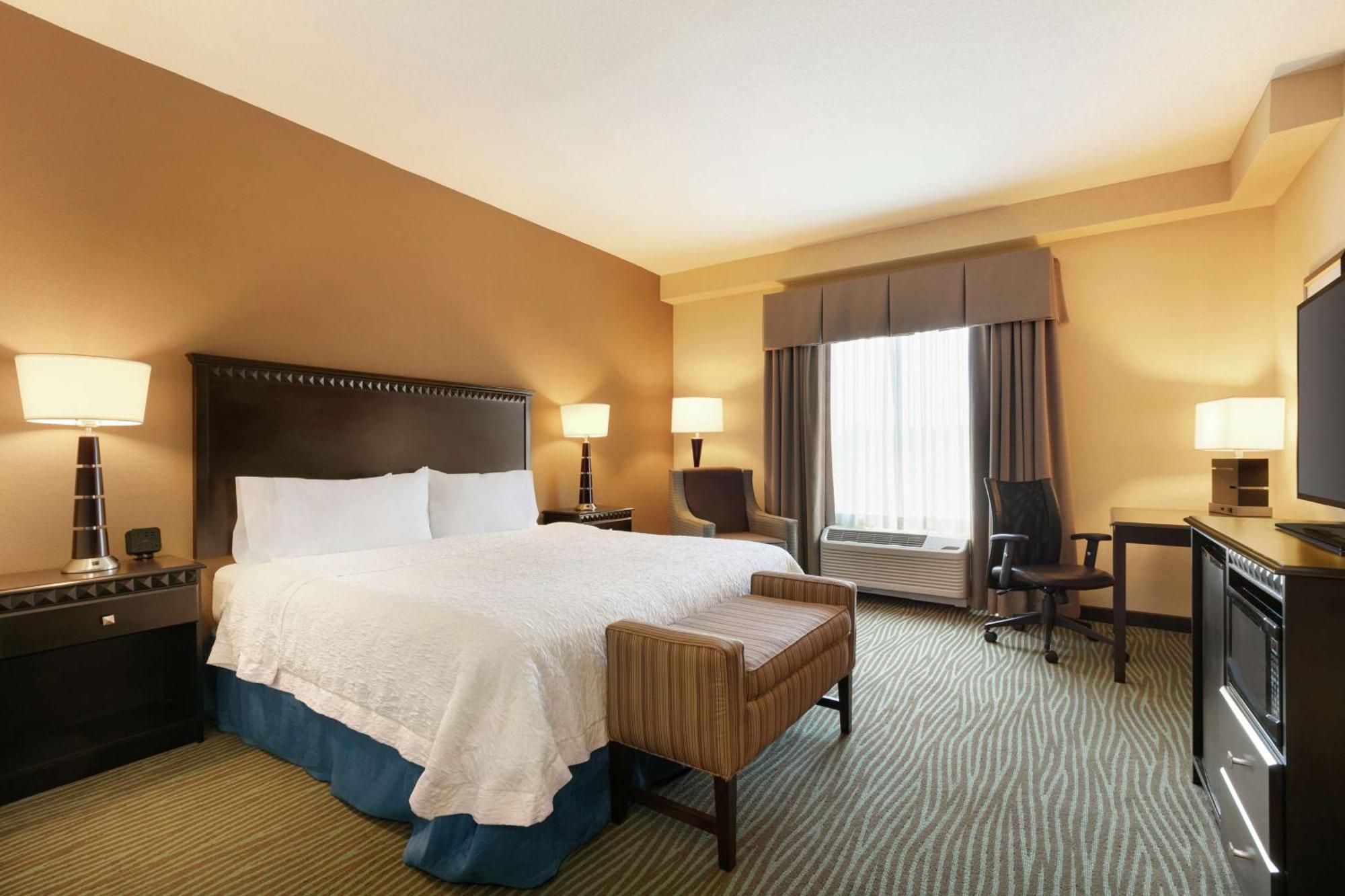 Hampton Inn And Suites Parkersburg Downtown Dış mekan fotoğraf
